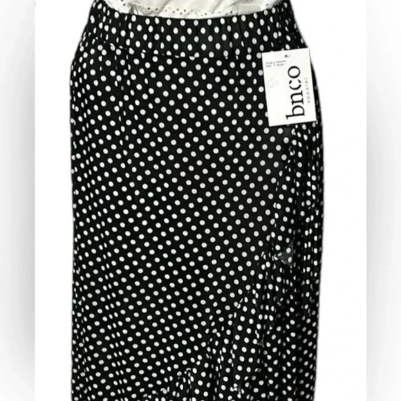 Vtg Faux wrap ,flare,ruffle skirt,NWT, polka dots,B&W,festival,gypsy,cottagecore - Picture 3 of 15